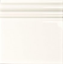 Self Victorian Skirting White Glossy 15x15